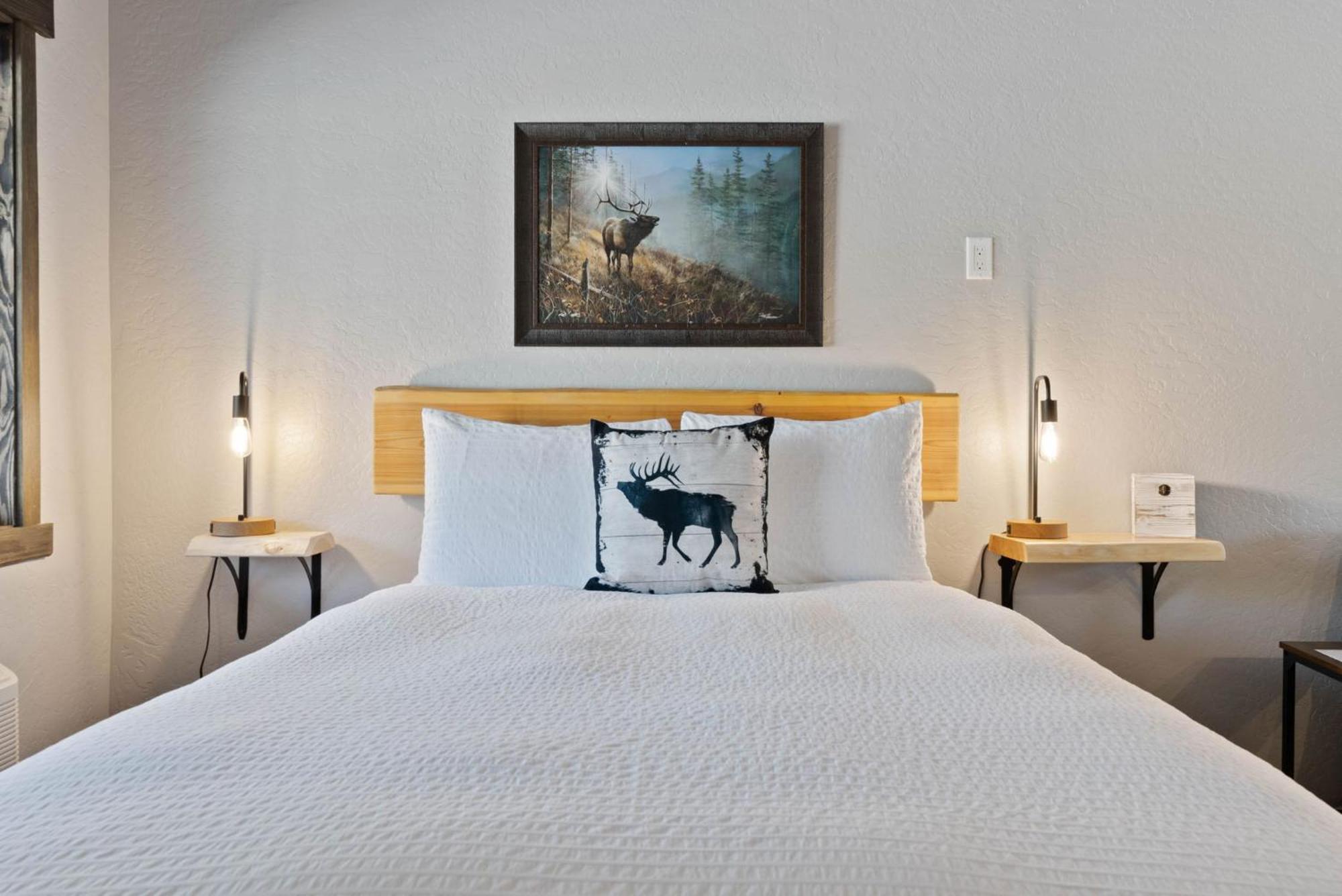 Lake Village Lodge คอร์ดาลีน ภายนอก รูปภาพ